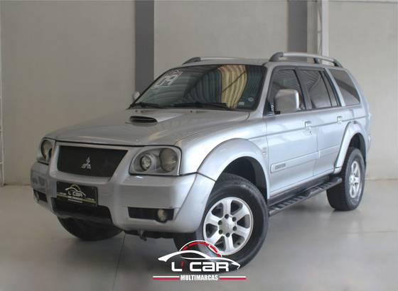 MITSUBISHI PAJERO SPORT 3.5 HPE 4X4 V6 24V GASOLINA 4P AUTOMÁTICO MITSUBISHI PAJERO SPORT 3.5 HPE 4X4 V6 24V GASOLINA 4P AUTOMÁTICO